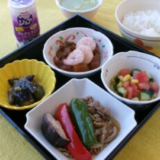【ときめき♡サマー弁当】（７月２４日昼食）